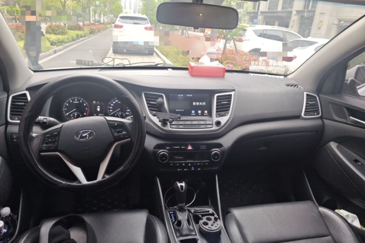 Used Hyundai Tucson 2015 1.6T Dual-Clutch Two-Wheel-Drive Smart Model
