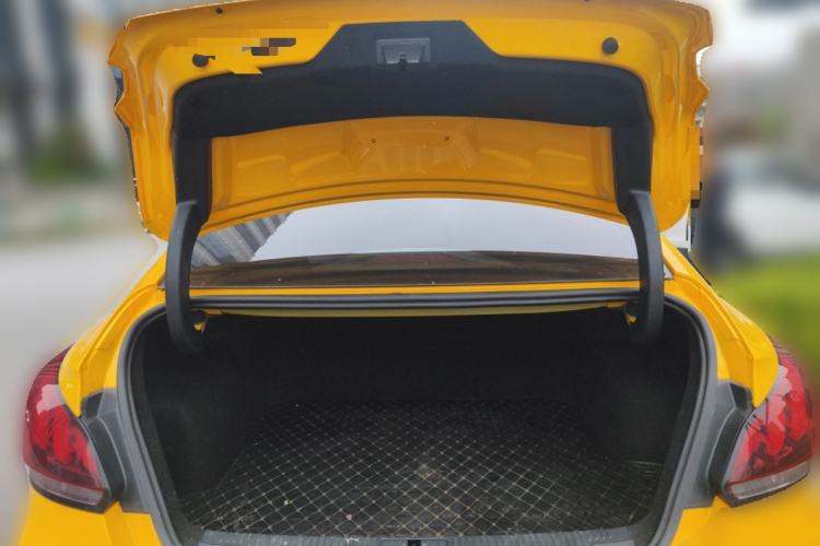 Used MG 5 2023 180 DVVT CVT Luxury Edition Trunk