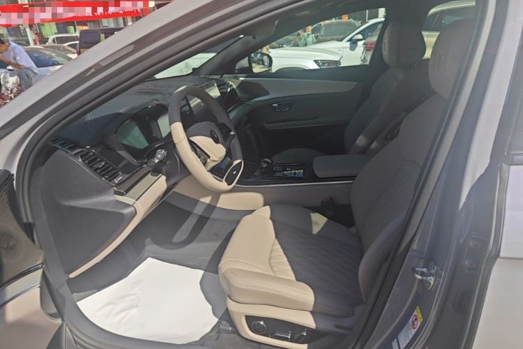 Used BYD Han 2025 DM-i 125KM Prestige Model