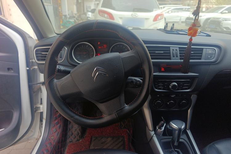 Used Citroen C3-XR 2015 1.6L Automatic Fashion Model Steering Wheel