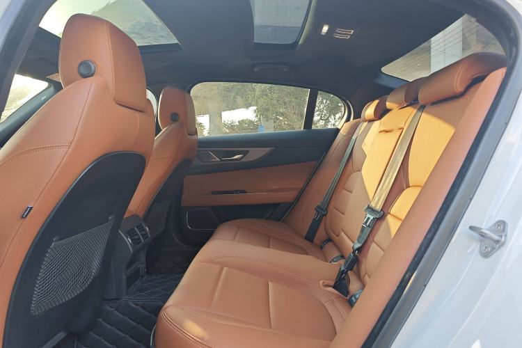 Used Jaguar XEL 2023 2.0T 250 PS R-DYNAMIC S Advanced Sport Edition
