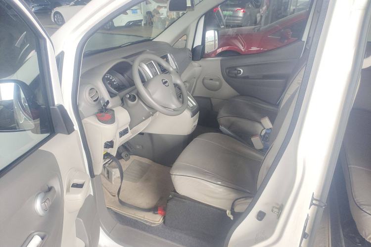 Used Nissan NV200 2016 Revised Version 1.6L CVT Deluxe Edition