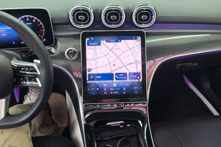 Used Mercedes-Benz CLE 2024 CLE 260 Convertible Coupe Center Console