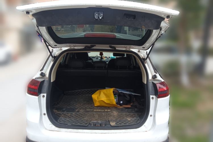 Used Geely Auto Emgrand X7 Sport 2020 1.8TD DCT Two-Wheel Drive Smart Connect 4G-Enabled Version