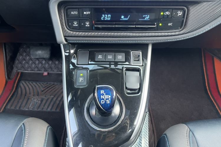 Used Toyota Levin 2018 Dual-Engine 1.8H GS-V E-CVT Prestige Version China VI Standard