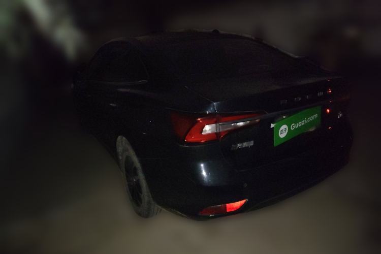 Used Roewe i5 2020 1.5L Automatic 4G Connect Luxury Flagship Edition
