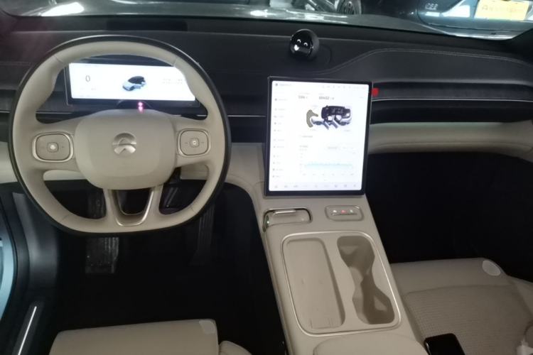 Used Nio ES6 2024 75 kWh
