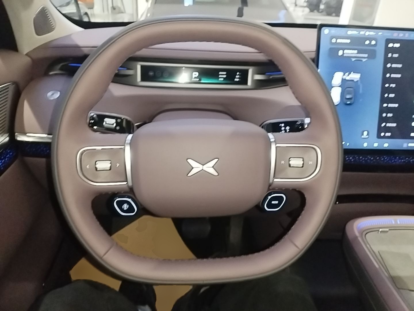 XPeng GX 2026 Model Range-Extended 1585 All-Wheel-Drive UltraSE — снимка 13
