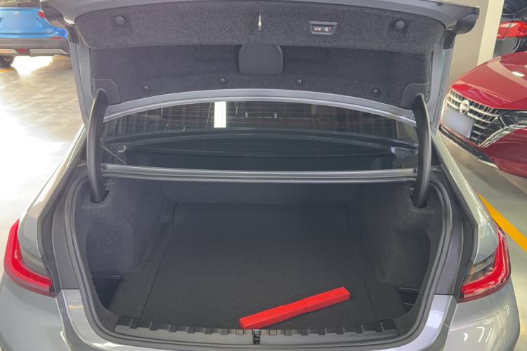 Used BMW 3 Series 2023 325Li M Sport Package