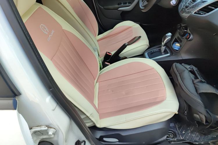 Used Ford Fiesta 2013 Hatchback 1.5L Automatic Fashion Edition
