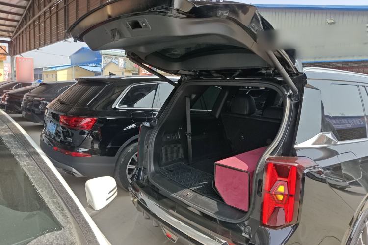 Used GAC Trumpchi GS8 2022 Dual-Engine Series 2.0TM Two-Wheel Drive Prestige Edition (7 Seats)
