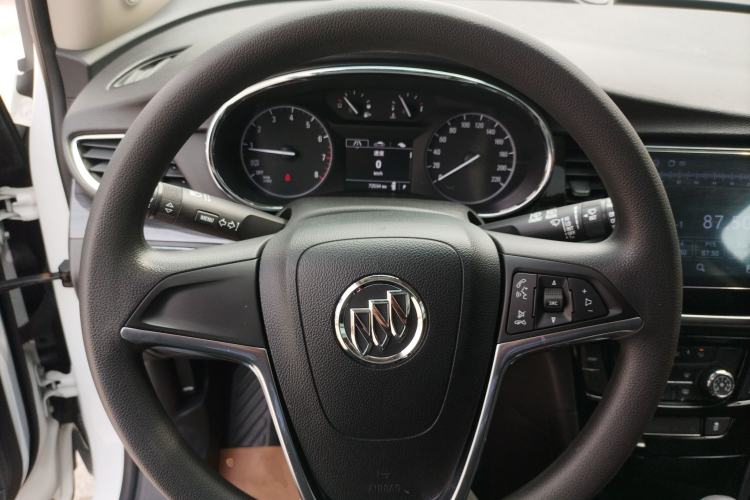 Used Buick Encore 2017 18T Automatic Two-Wheel Drive Urban Fashion Model
