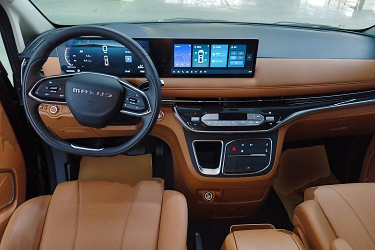 Used SAIC MAXUS G10 2025 MAX 2.0T Automatic Luxury Edition Gasoline 7-Seater
