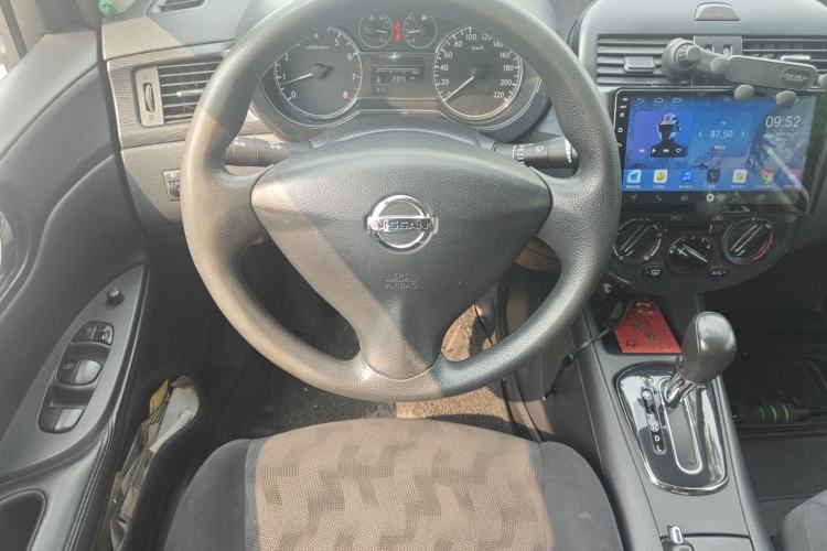 Used Nissan Tiida 2011 1.6L CVT Comfort Model Steering Wheel