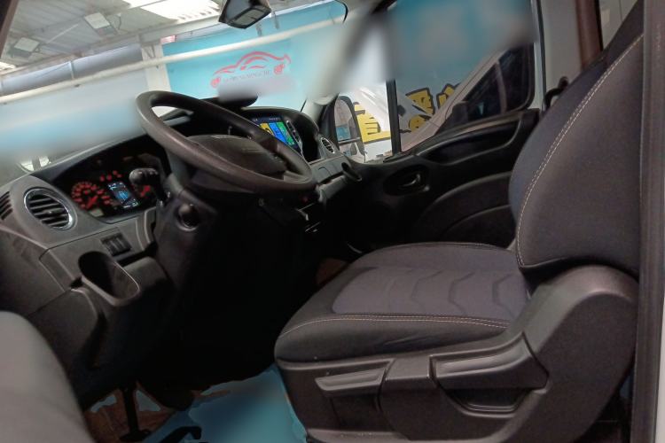 Used Iveco Eurocargo 2021 3.0T Automatic Super-Rui Long Wheelbase Short Overhang High Roof Manual Doors F1C