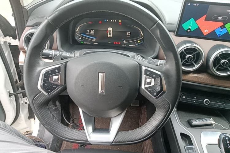 Used Wey VV5 2021 1.5T Two-Wheel Drive Smart Pioneer

