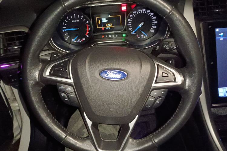 Used Ford Mondeo 2013 2.0L GTDi 200 Fashion Edition
