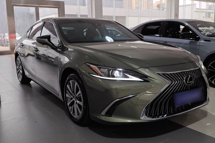Used Lexus ES 2020 200 Excellence Edition