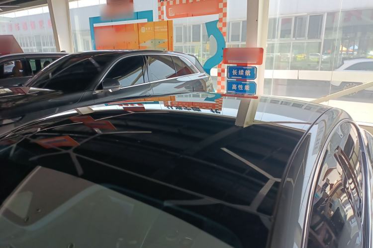 Used Geely Galaxy E8 2024 550 km Range Rear-Wheel-Drive PRO Roof