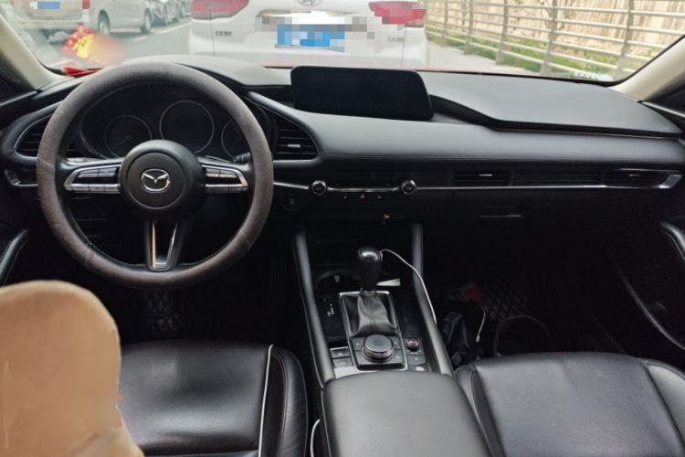 Used Mazda 3 Axela 2020 2.0L Automatic Zhiya Edition Center Console