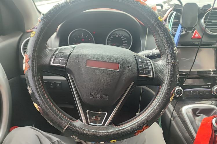 Used Haval H6 2013 Upgraded Model 1.5T Manual Two-Wheel Drive Urban Version