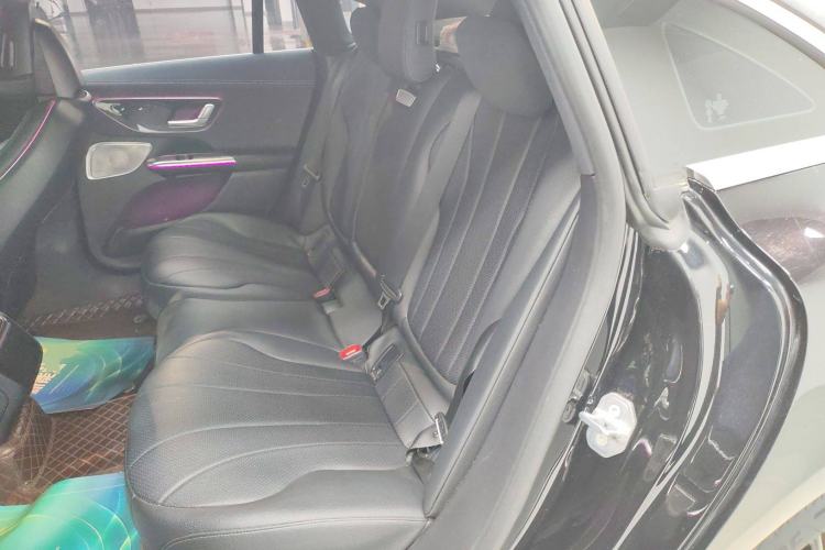 Used Mercedes-Benz EQE 2022 350 Pioneer Edition Interior 4