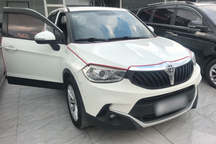 Used Brilliance V3 2015 1.5L Manual Smart Version Front Right 45 Deg