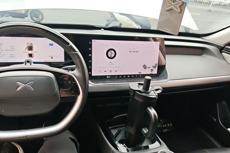 Used XPeng P7 2022 625E Center Console