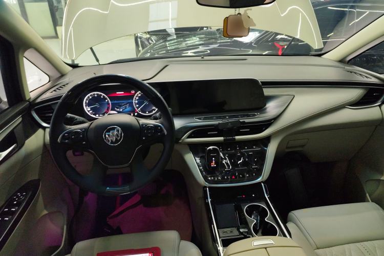 Used Buick GL8 2022 ES Landtrek 653T Comfort Edition