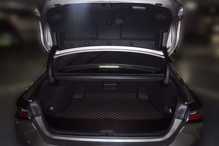 Used Lexus ES 2025 200 Premium Edition
