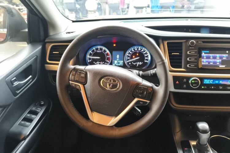 Used Toyota Highlander 2015 2.0T Four-Wheel Drive Luxury Edition 7-Seater Steering Wheel