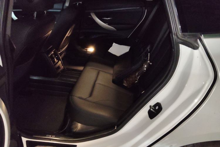 Used BMW 3 Series GT 2017 320i Sport Edition
