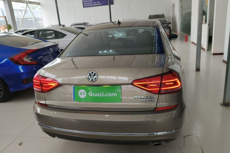 Used Volkswagen Passat 2016 330TSI DSG Luxury Edition Rear