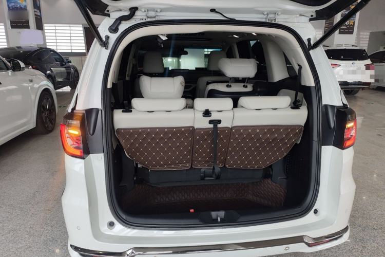 Used Honda Elysion 2022 2.0L eHEV Luxury First Edition