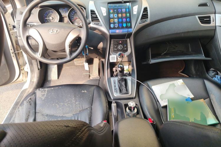 Used Hyundai Elantra (5th Generation / Langdong) 2015 1.6L Automatic Fashion Model