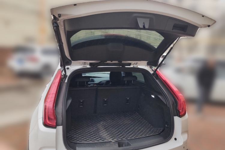 Used Cadillac XT4 2020 Revised Version 28T Two-Wheel Drive Tech Edition
