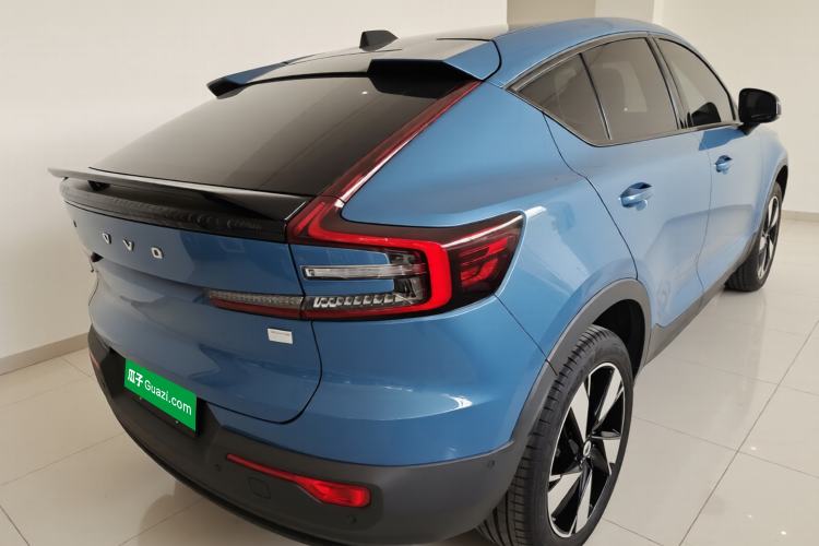 Used Volvo C40 2024 Long-Range PRO Version