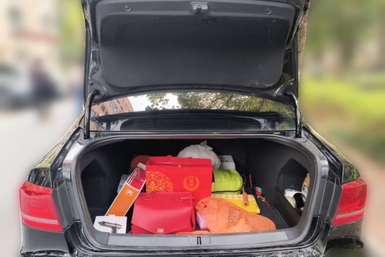 Used Volkswagen Magotan 2015 2.0 TSI Prestige Model Trunk