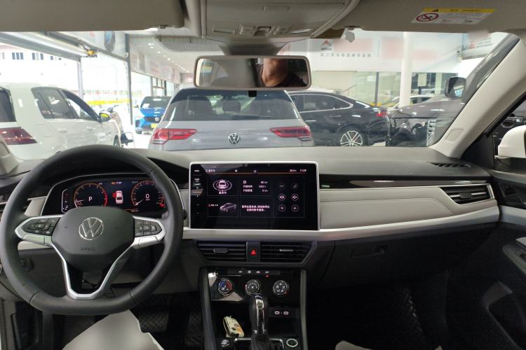 Used Volkswagen Bora 2023 200TSI DSG SmartDrive PRO Edition