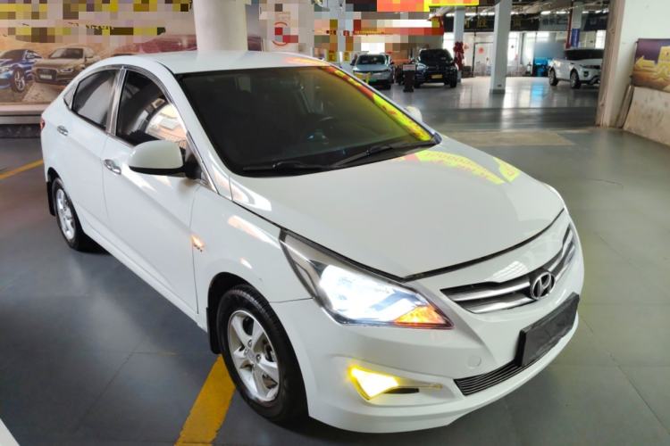 Used Hyundai Verna (older generation) 2016 1.4L Automatic Smart GLS Exterior 1