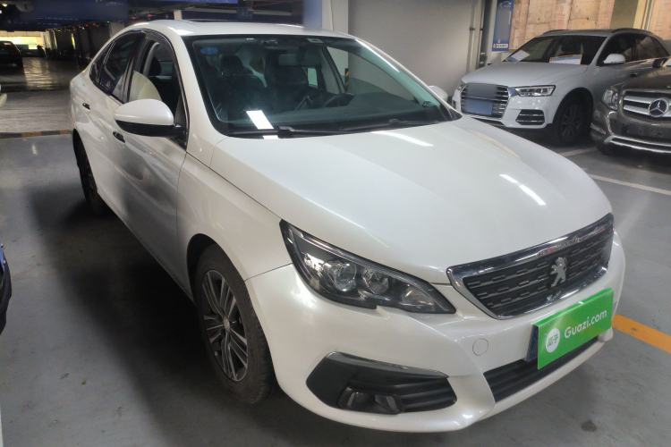 Used Peugeot 308 2016 1.6L Automatic Luxury Edition Front Right 45 Deg