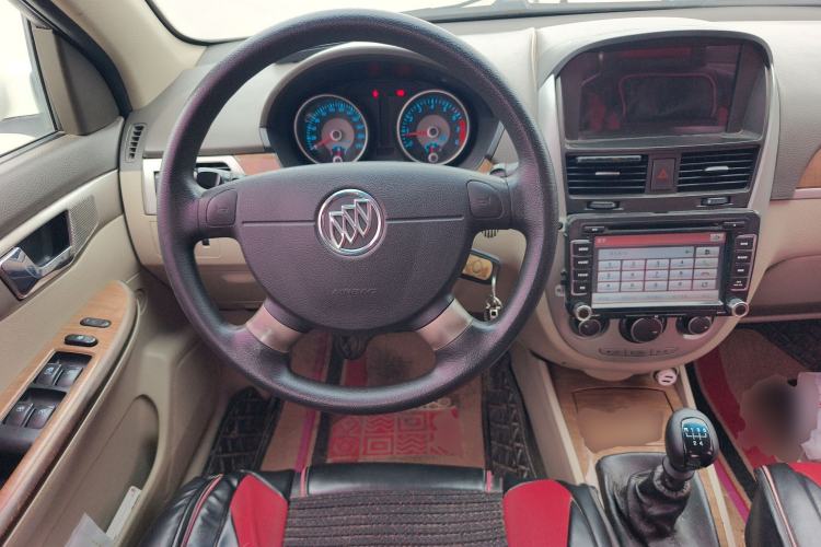 Used Buick Excelle 2015 1.5L Manual Classic Trim