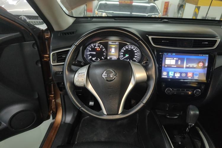 Used Nissan X-Trail 2014 2.0L CVT Comfort Edition 2WD
