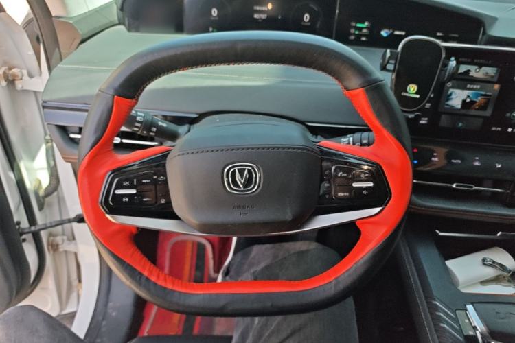 Used CHANGAN UNI-K iDD 2022 Blue Whale iDD 130km 1.5T Excellence Model