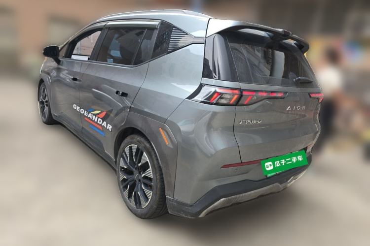 Used AION Y 2022 70 Tech Edition Lithium Iron Phosphate