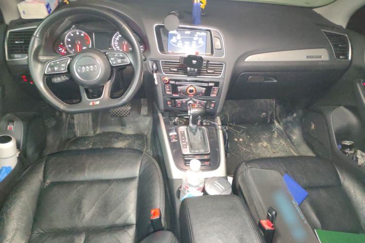 Used Audi Q5 2016 40 TFSI Trendy Edition Interior 2