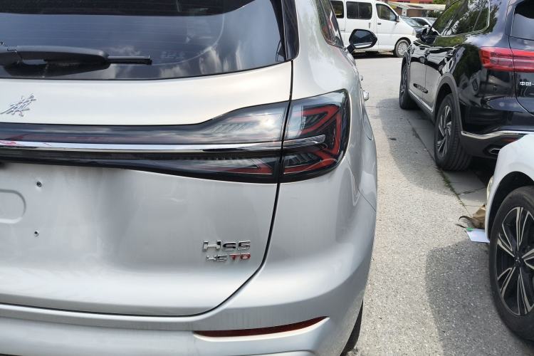 Used Hongqi HS5 2023 2.0T Qixiang Pro Edition Right Rear Taillight