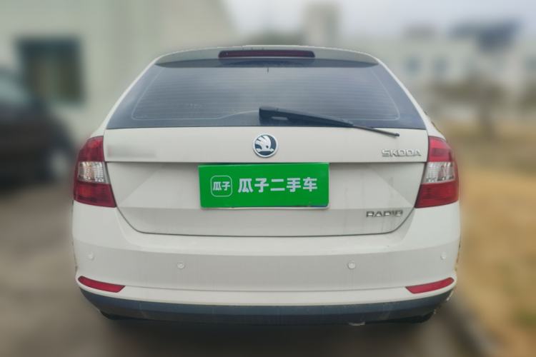 Used Skoda Rapid Spaceback 2016 Revised Version 1.6L Manual Front-Drive Edition