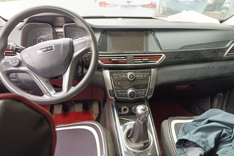 Used DORCEN G60 2019 1.6L Manual Elite Model China V Standard