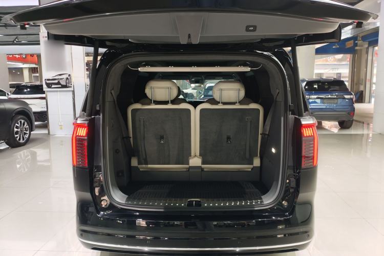 Used Zeekr 009 2024 Six-Seat Executive Version 4WD 108 kWh